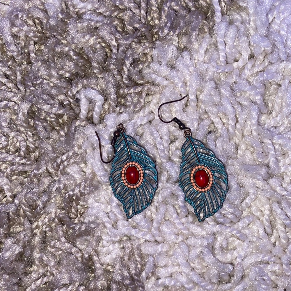 feather earrings